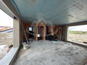 Moradia T6 para Venda em Santa Iria de Azoia, São João da Talha e Bobadela