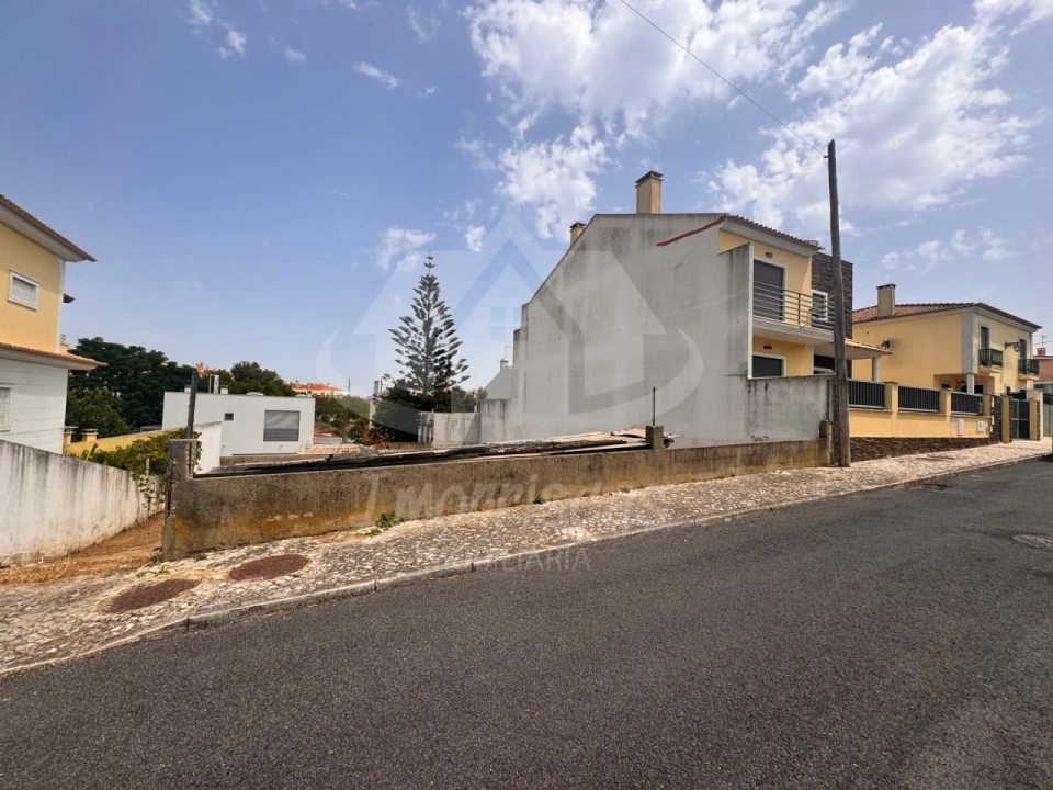 Moradia T5 para Venda em Santa Iria de Azoia, São João da Talha e Bobadela Foto 10