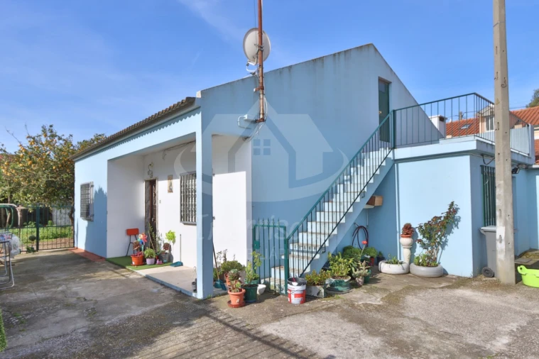 Moradia T3 para Venda em Santa Iria de Azoia, São João da Talha e Bobadela Foto 1