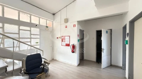 Negócio para Cedência de Quotas em Camarate, Unhos e Apelação