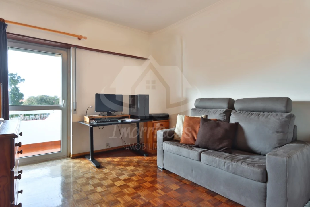 Apartamento T3 para Venda em Alcabideche Foto 13