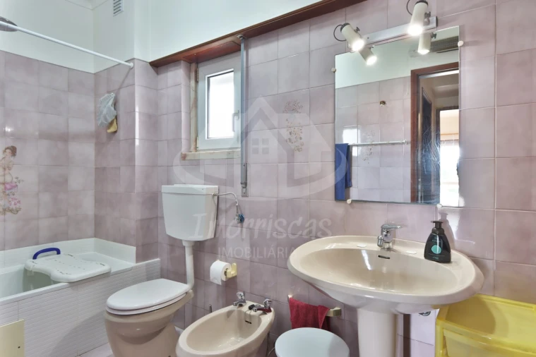 Apartamento T3 para Venda em Alcabideche Foto 18