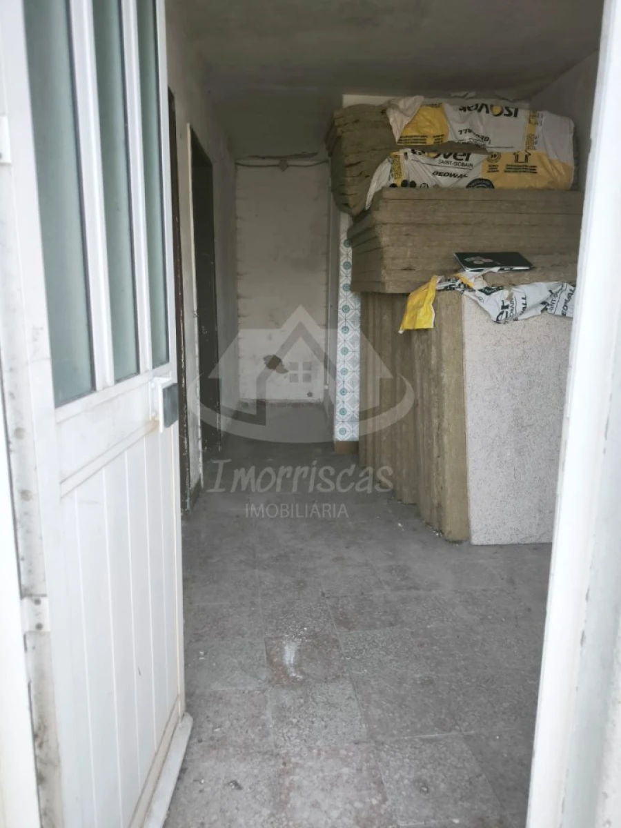 Prédio para Venda em Camarate, Unhos e Apelação Foto 12