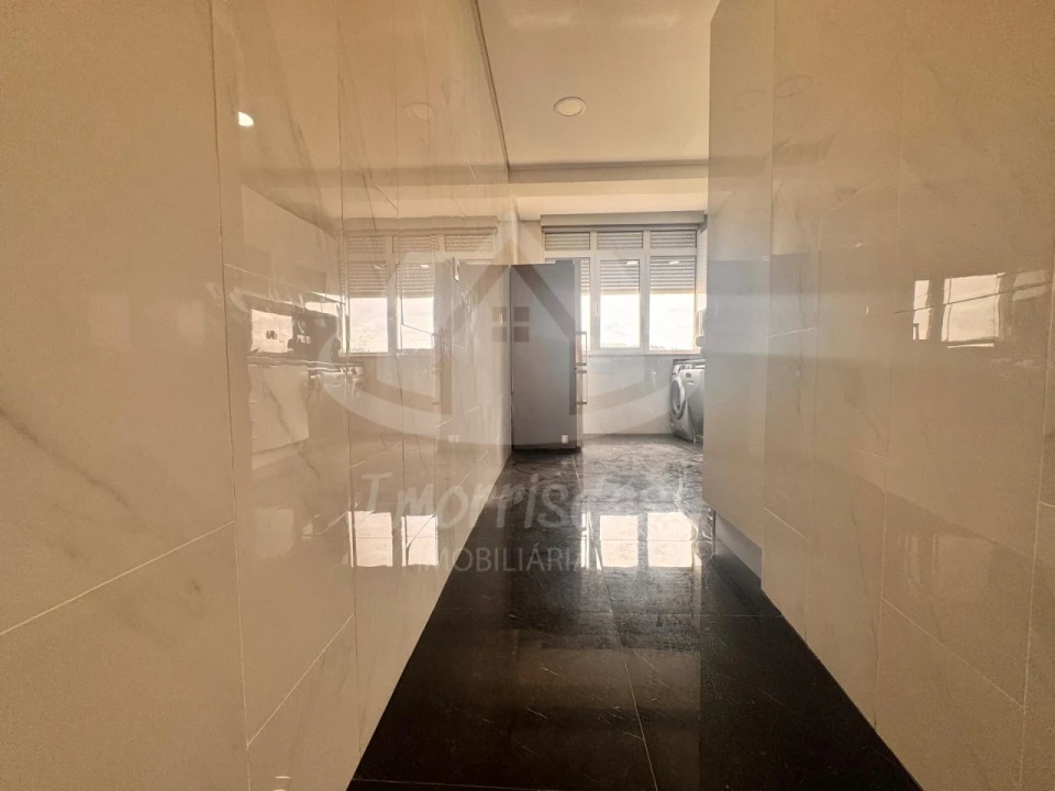 Apartamento T2 para Venda em Vialonga Foto 7