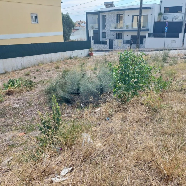 Terreno para Venda em Santa Iria de Azoia, São João da Talha e Bobadela Foto 11
