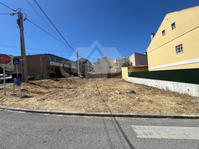 Terreno para Venda em Santa Iria de Azoia, São João da Talha e Bobadela Foto 6