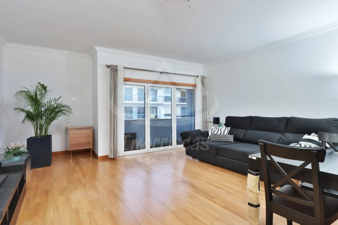 Apartamento T2 para Venda em Santa Iria de Azoia, São João da Talha e Bobadela Foto 2