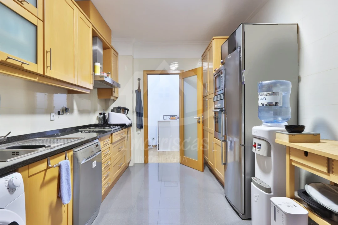 Apartamento T2 para Venda em Santa Iria de Azoia, São João da Talha e Bobadela Foto 6