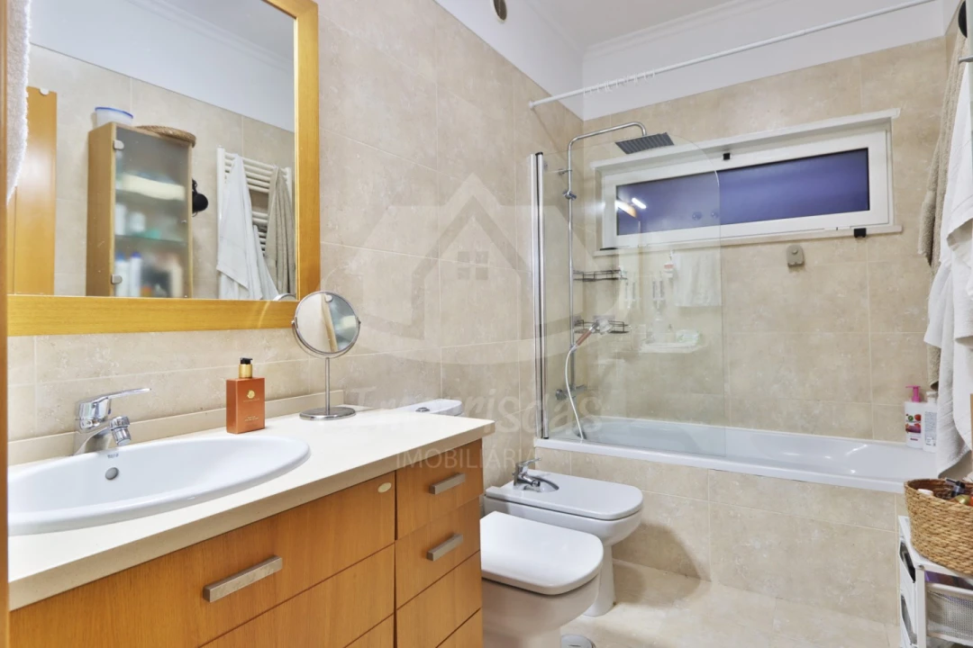 Apartamento T2 para Venda em Santa Iria de Azoia, São João da Talha e Bobadela Foto 11