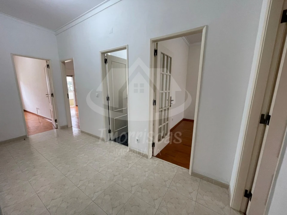 Apartamento T3 para Venda em Santa Iria de Azoia, São João da Talha e Bobadela Foto 12