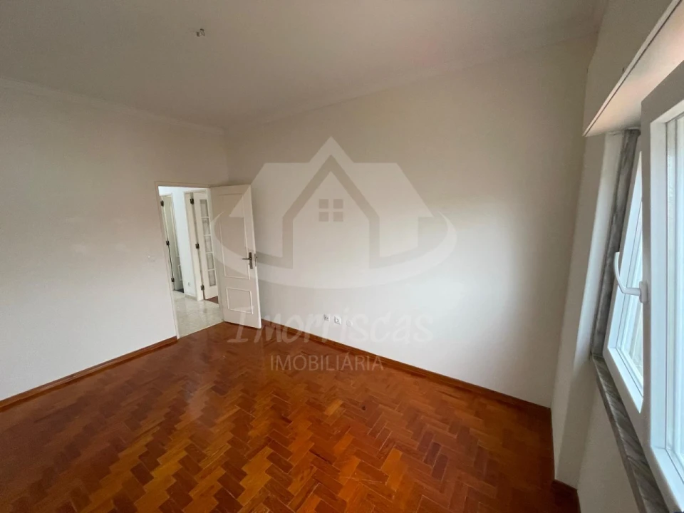 Apartamento T3 para Venda em Santa Iria de Azoia, São João da Talha e Bobadela Foto 20