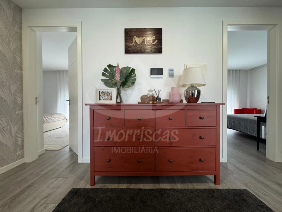 Moradia T5 para Venda em Santa Iria de Azoia, São João da Talha e Bobadela Foto 17