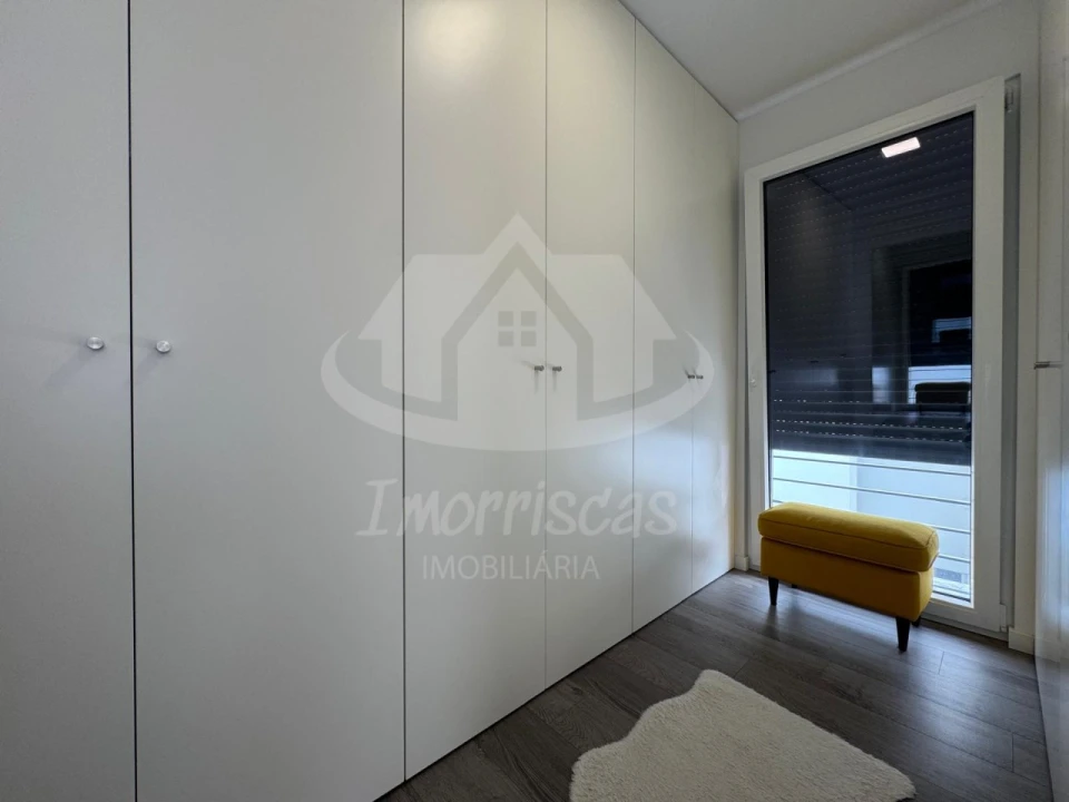 Moradia T5 para Venda em Santa Iria de Azoia, São João da Talha e Bobadela Foto 21