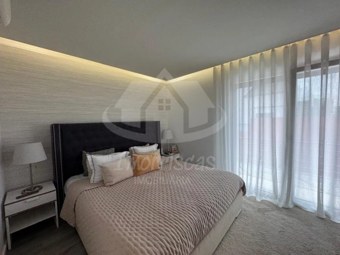 Moradia T5 para Venda em Santa Iria de Azoia, São João da Talha e Bobadela Foto 19