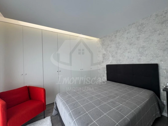 Moradia T5 para Venda em Santa Iria de Azoia, São João da Talha e Bobadela Foto 28