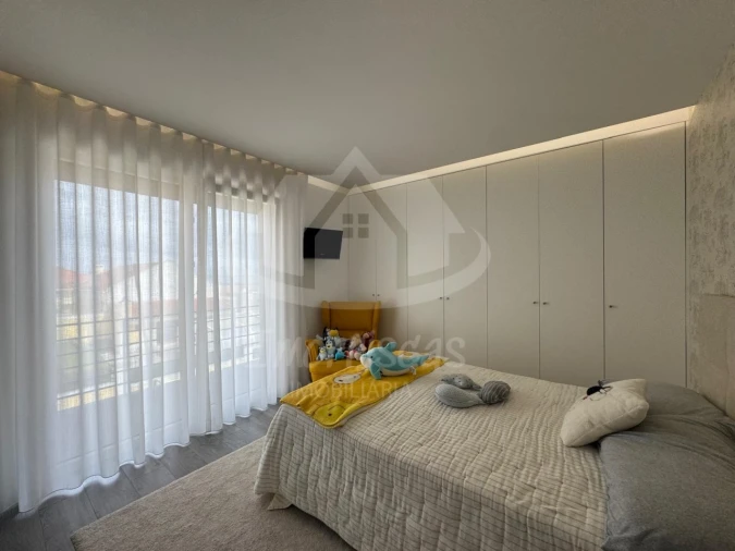 Moradia T5 para Venda em Santa Iria de Azoia, São João da Talha e Bobadela Foto 33