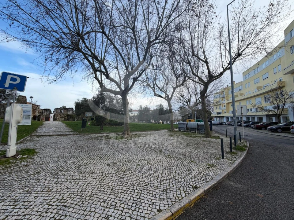 Negócio para Cedência de Quotas em Santa Iria de Azoia, São João da Talha e Bobadela Foto 13