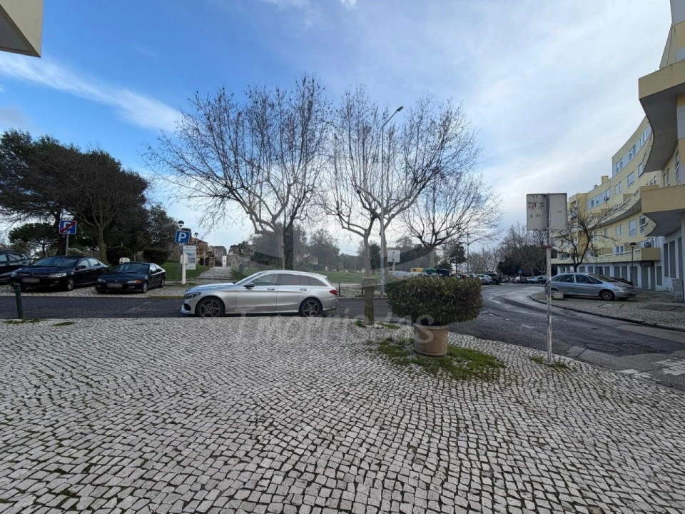 Negócio para Cedência de Quotas em Santa Iria de Azoia, São João da Talha e Bobadela Foto 14