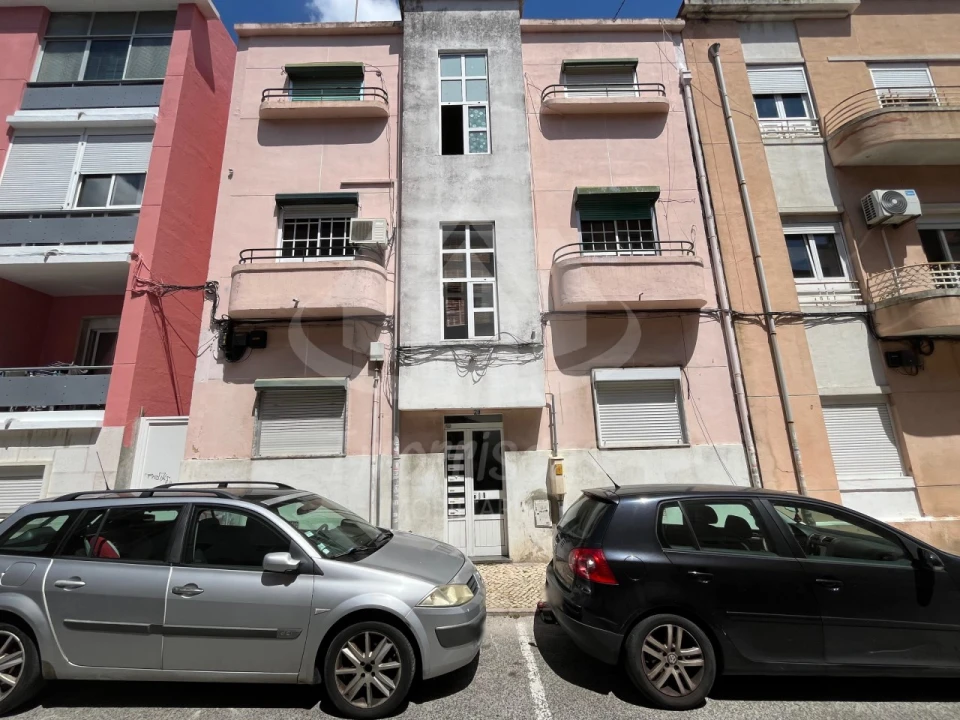 Apartamento T3 para Venda em Moscavide e Portela Foto 16