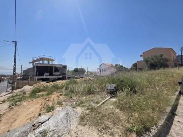 Terreno para Venda em Santa Iria de Azoia, São João da Talha e Bobadela