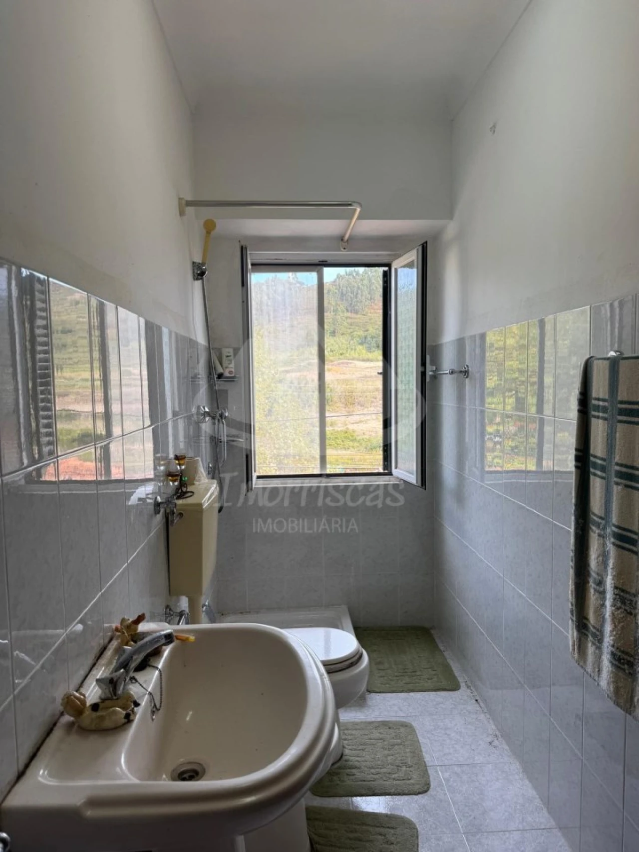 Moradia T6 para Venda em Fanhões Foto 32