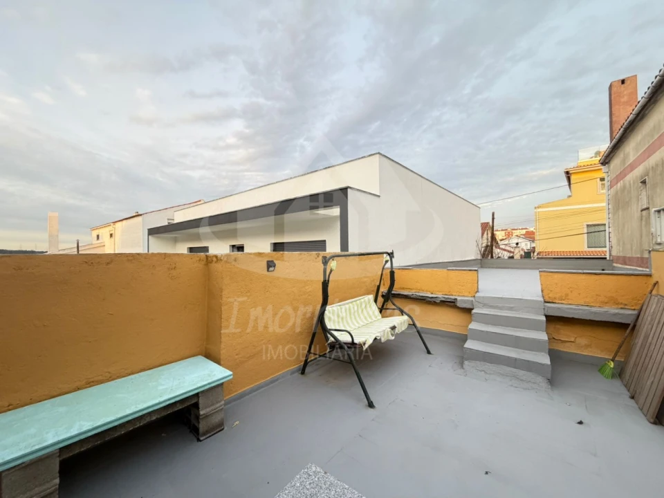 Moradia T6 para Venda em Ramada e Caneças Foto 40