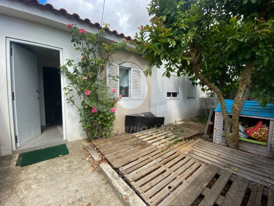 Moradia T2 para Venda em Camarate, Unhos e Apelação Foto 19