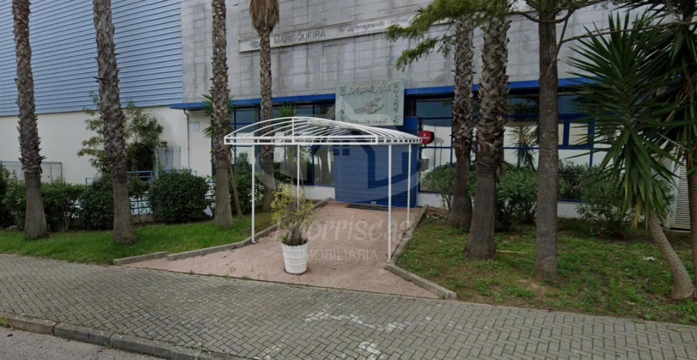 Armazém para Venda em Vialonga Foto 5