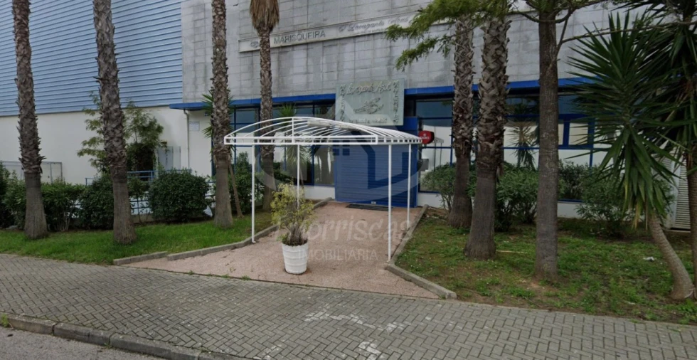 Armazém para Venda em Vialonga Foto 5