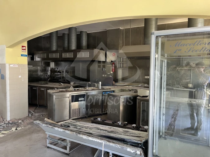 Armazém para Venda em Vialonga Foto 15