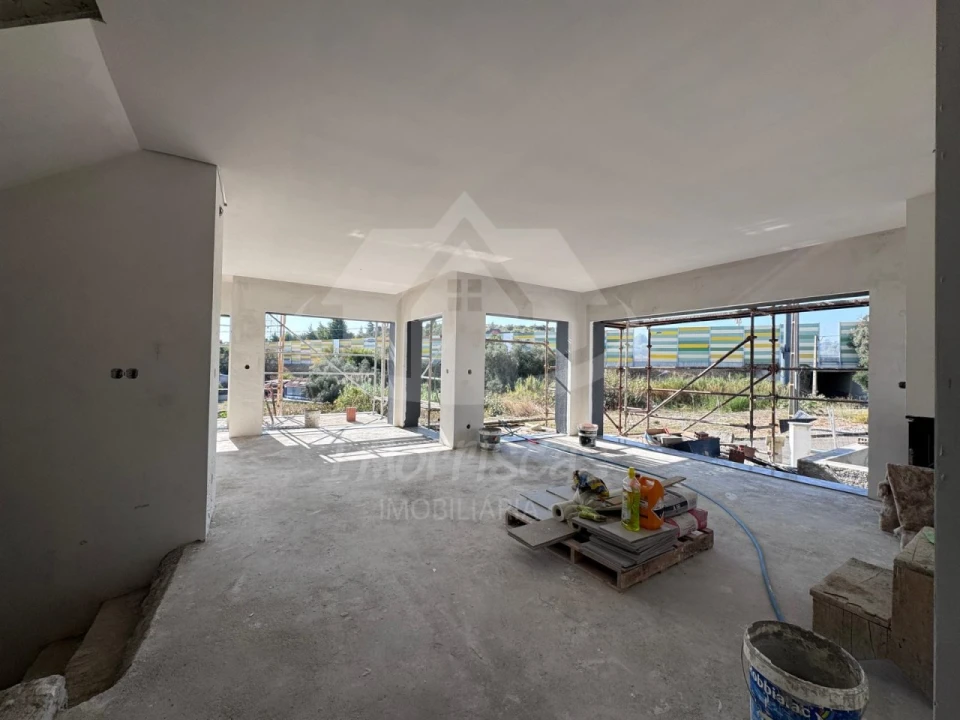 Moradia T4 para Venda em Santa Iria de Azoia, São João da Talha e Bobadela Foto 9