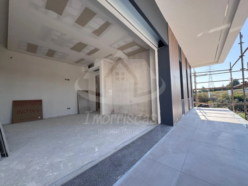 Moradia T4 para Venda em Santa Iria de Azoia, São João da Talha e Bobadela Foto 23