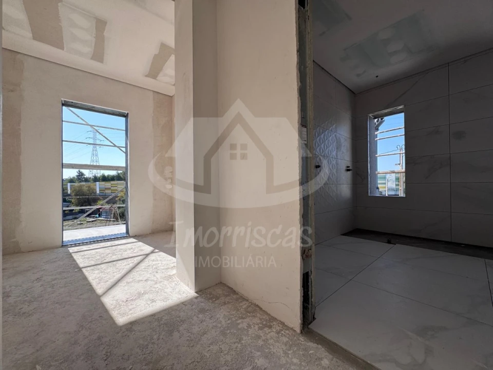 Moradia T4 para Venda em Santa Iria de Azoia, São João da Talha e Bobadela Foto 25