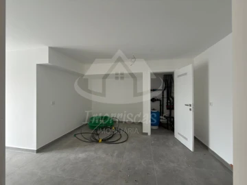 Moradia T4 para Venda em Santa Iria de Azoia, São João da Talha e Bobadela