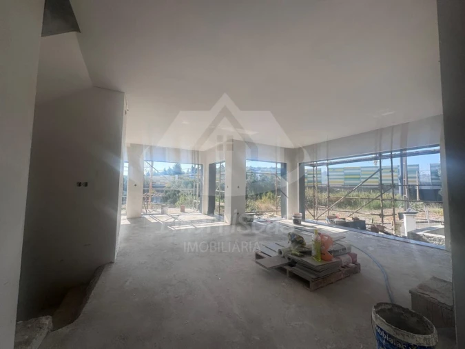 Moradia T4 para Venda em Santa Iria de Azoia, São João da Talha e Bobadela Foto 10