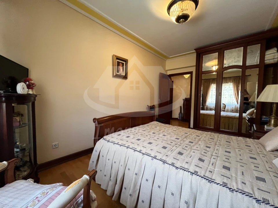 Apartamento T3 para Venda em Póvoa de Santa Iria e Forte da Casa Foto 11