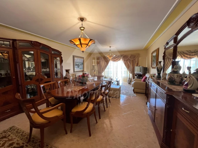 Apartamento T3 para Venda em Póvoa de Santa Iria e Forte da Casa Foto 2