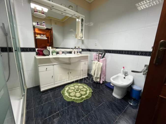 Apartamento T3 para Venda em Póvoa de Santa Iria e Forte da Casa Foto 17