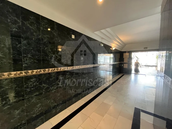 Apartamento T3 para Venda em Póvoa de Santa Iria e Forte da Casa Foto 24