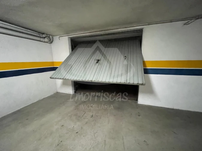 Apartamento T3 para Venda em Póvoa de Santa Iria e Forte da Casa Foto 30