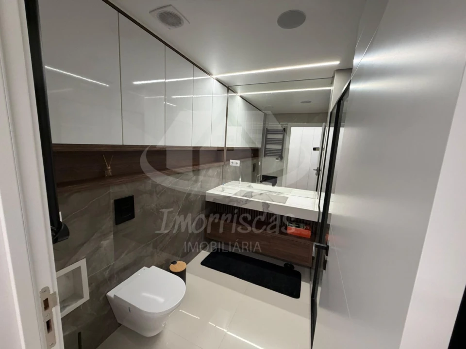 Apartamento T2 para Venda em Póvoa de Santa Iria e Forte da Casa Foto 21