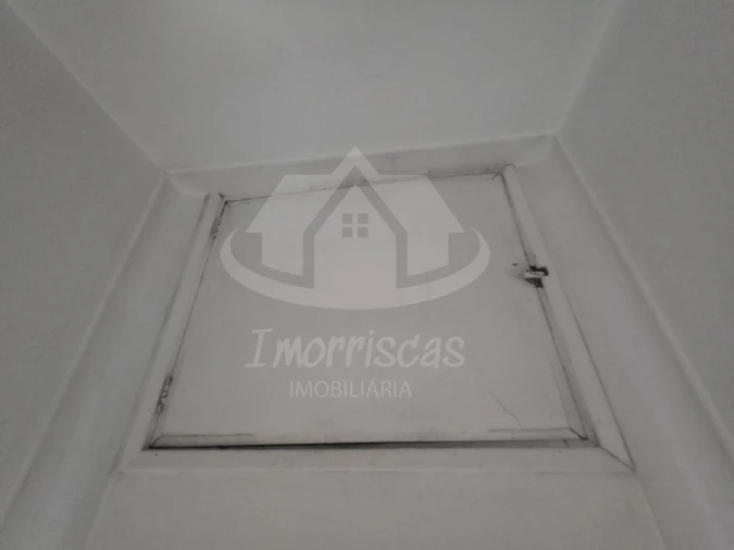 Moradia T4 para Venda em Pontinha e Famões Foto 27