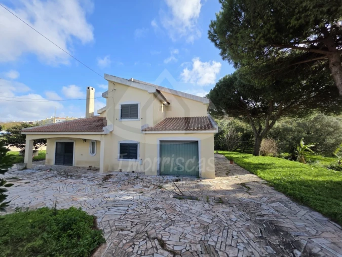 Moradia T4 para Venda em Pontinha e Famões Foto 34