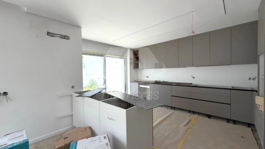 Moradia T4 para Venda em Santa Iria de Azoia, São João da Talha e Bobadela Foto 15