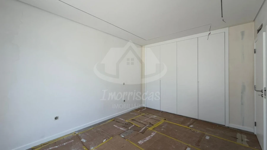 Moradia T4 para Venda em Santa Iria de Azoia, São João da Talha e Bobadela Foto 19