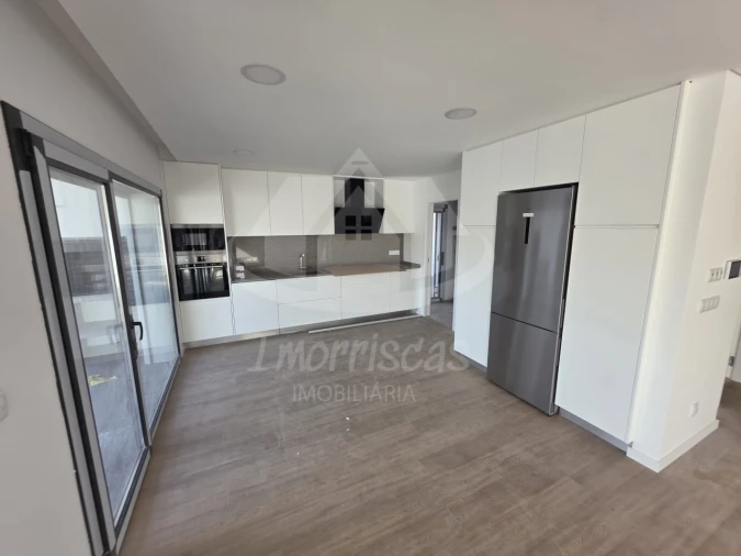 Moradia T3 para Venda em Santa Iria de Azoia, São João da Talha e Bobadela Foto 8