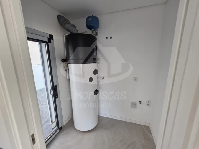 Moradia T3 para Venda em Santa Iria de Azoia, São João da Talha e Bobadela Foto 13