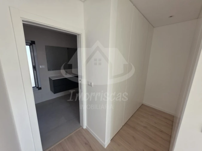 Moradia T3 para Venda em Santa Iria de Azoia, São João da Talha e Bobadela Foto 25