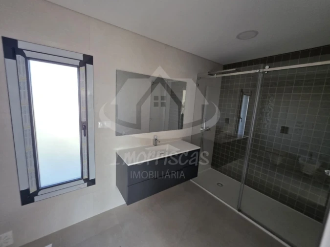 Moradia T3 para Venda em Santa Iria de Azoia, São João da Talha e Bobadela Foto 26