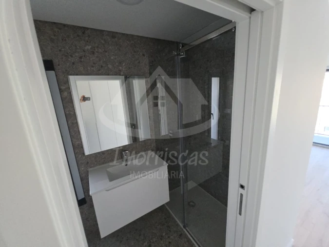 Moradia T3 para Venda em Santa Iria de Azoia, São João da Talha e Bobadela Foto 30